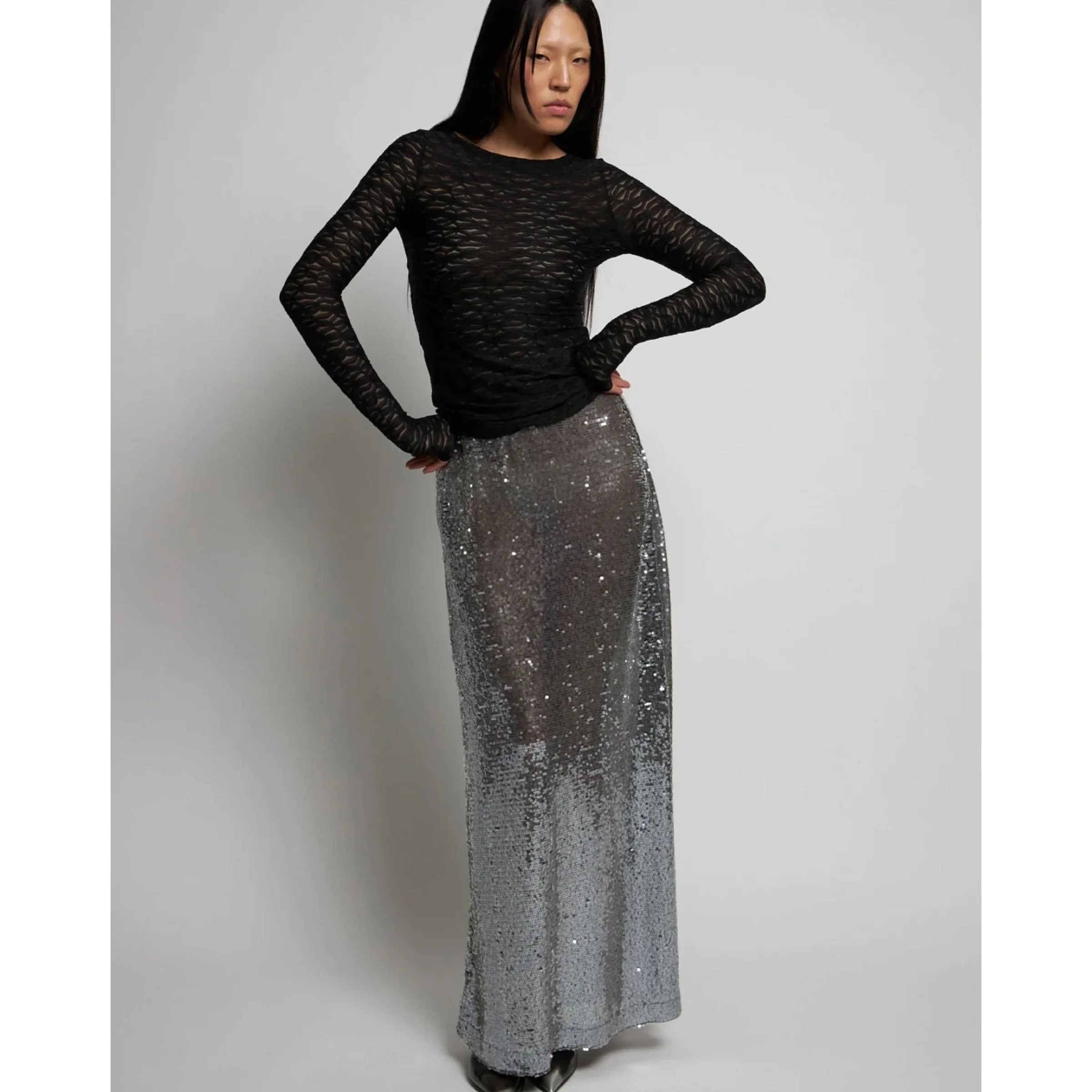 Frame Sequin Skirt Graphite