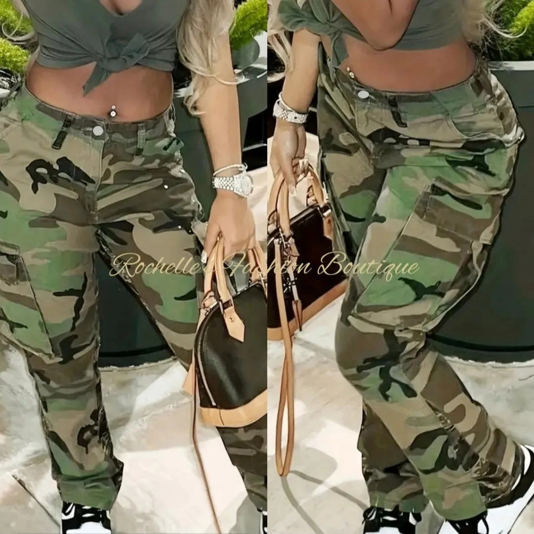 High-waisted Camouflage Pants
