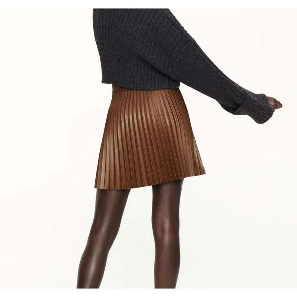 PLEATED FAUX LEATHER SKIRT
