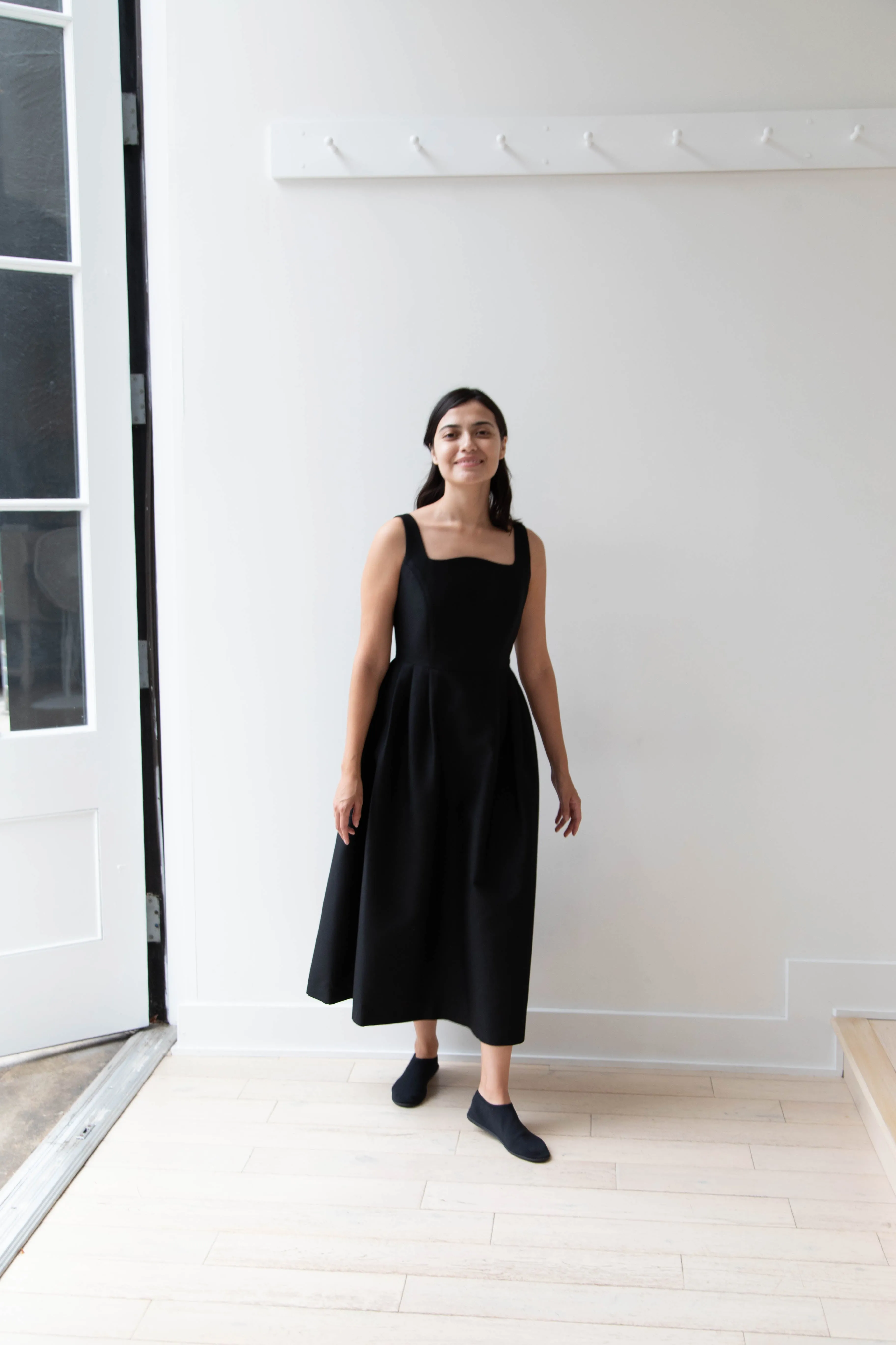 Sandbeige | Hepburn Dress in Black