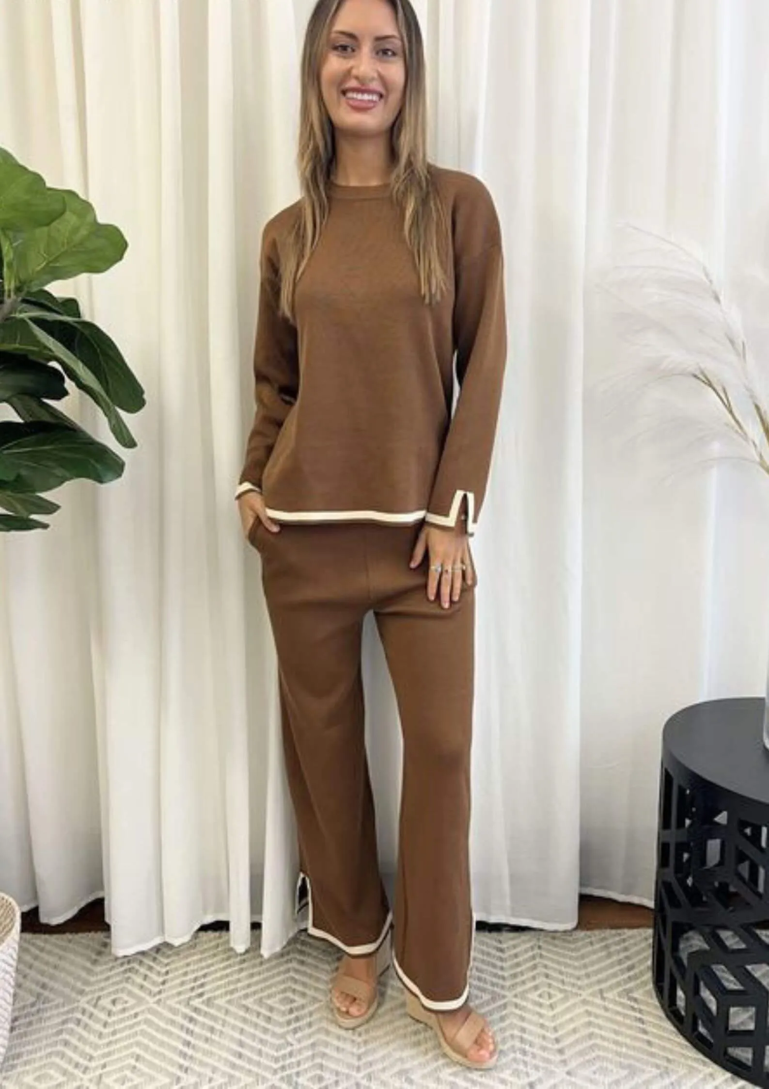Trellis Long Sleeve Knit Lounge Top in Chocolate